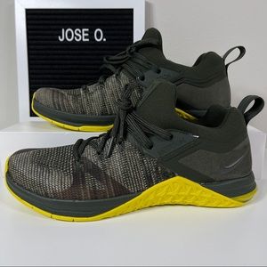 NIKE METCON FLYKNIT 3 SEQUOIA BRIGHT CITRON MENS WEIGHTLIFTING TRAINING SHOES SI